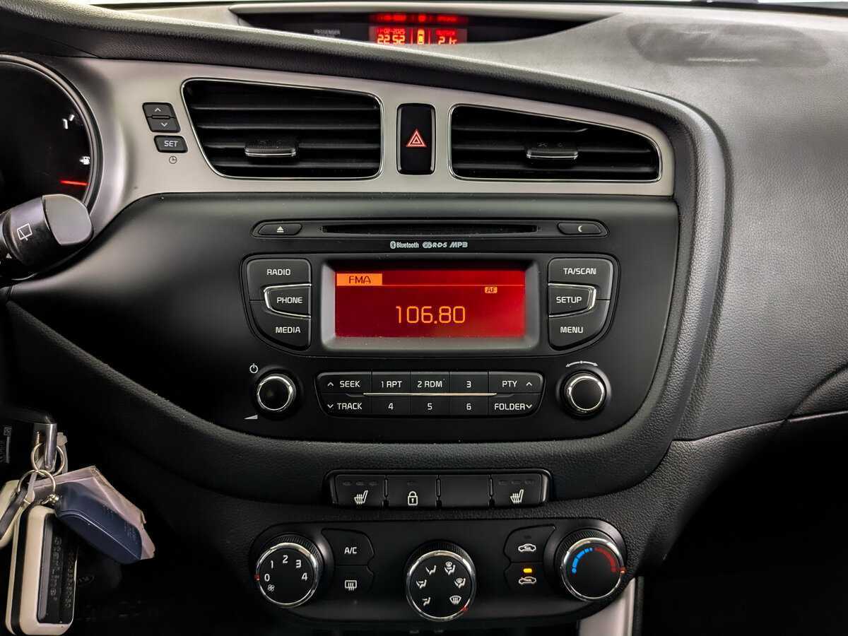 Киа Сид б/у, 2014, Механическая. Фото: #14