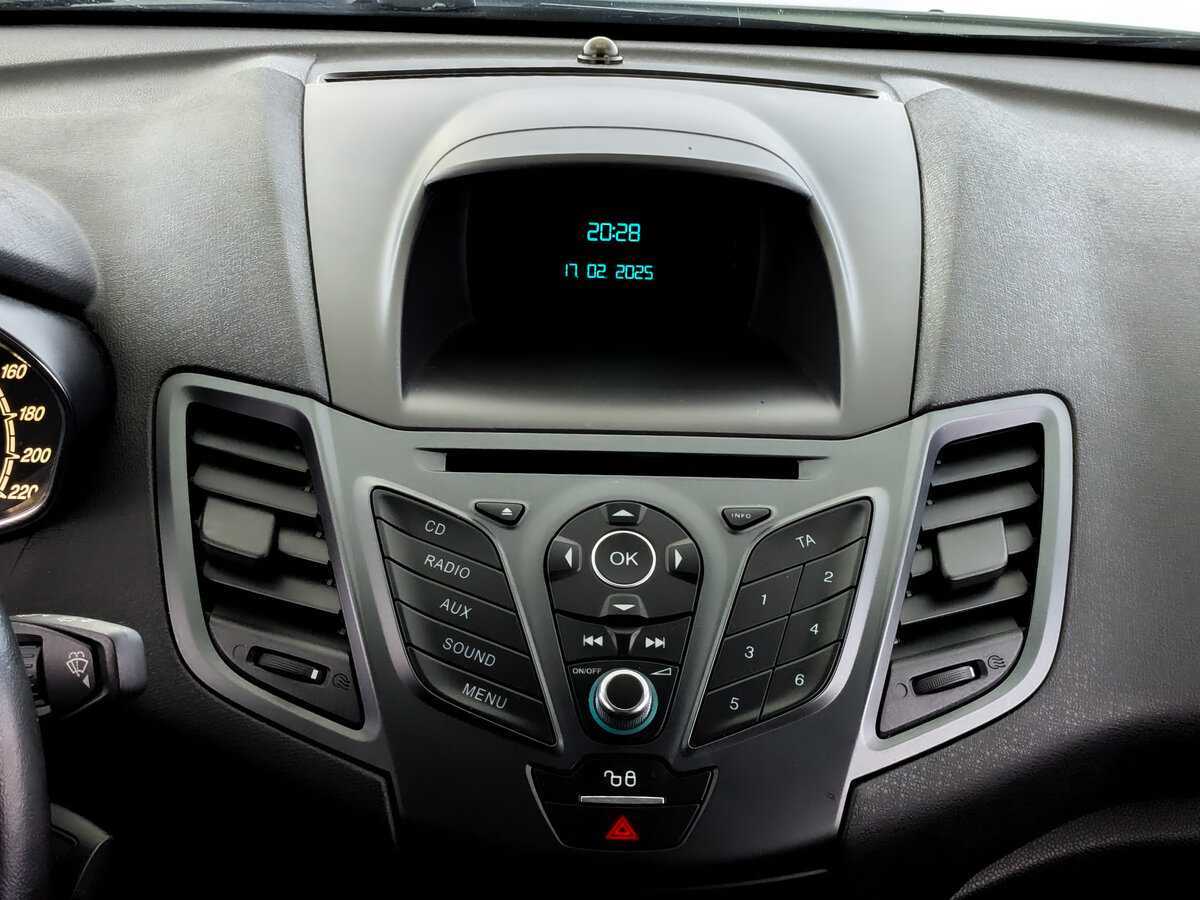 Форд Фиеста б/у, 2017, Роботизированная. Фото: #14