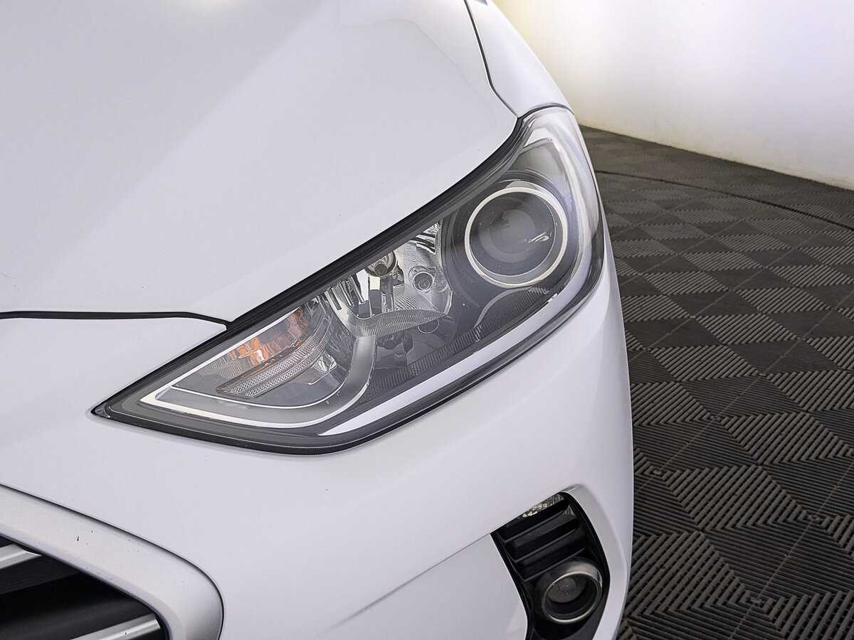 Хендай Елантра б/у, 2018, Автоматическая. Фото: #10