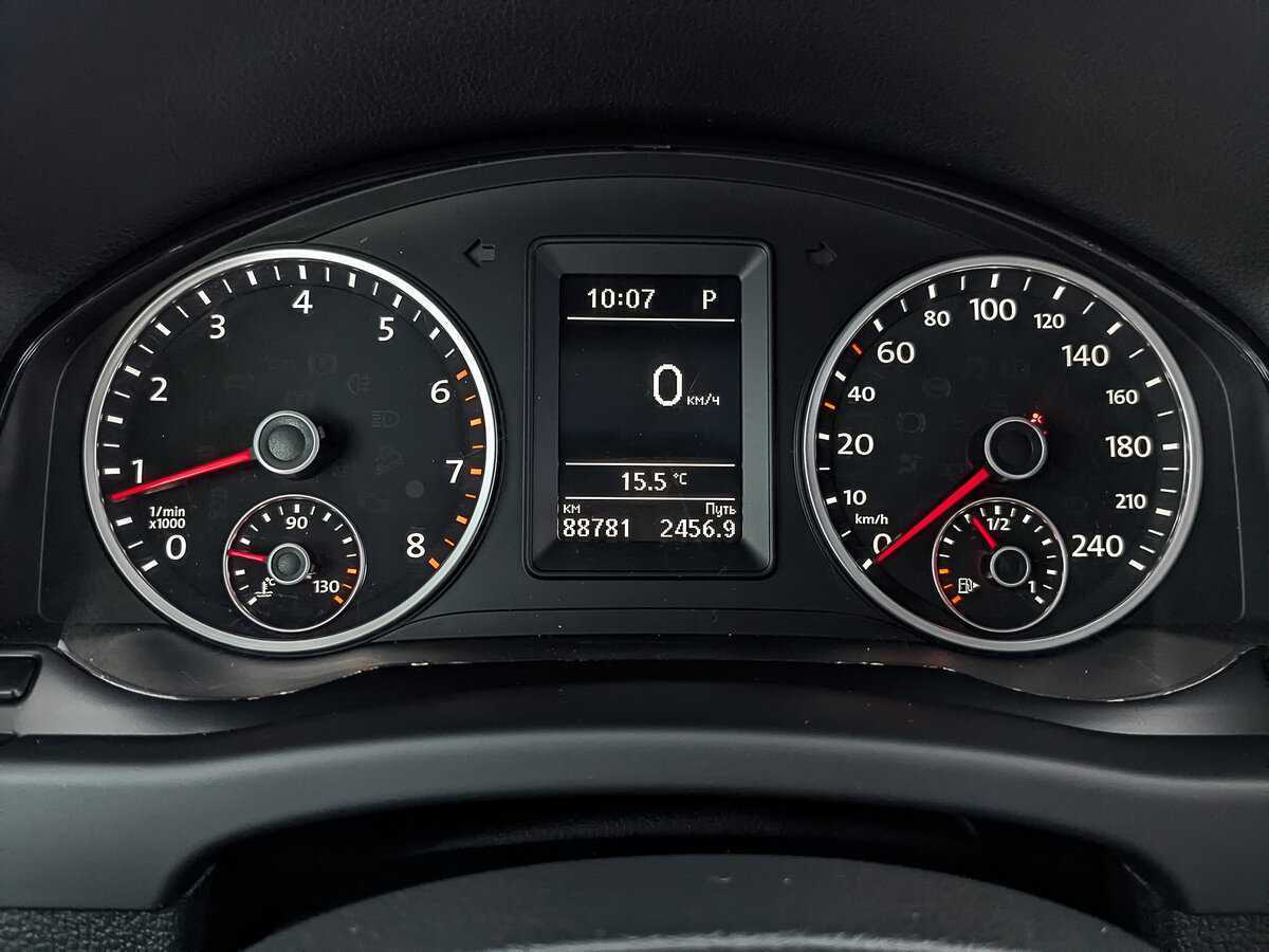 Фольксваген Тигуан б/у, 2015, Роботизированная. Фото: #15