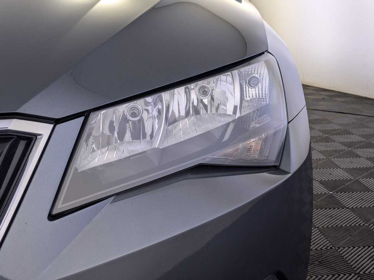 Шкода Суперб б/у, 2019, Роботизированная. Фото: #10