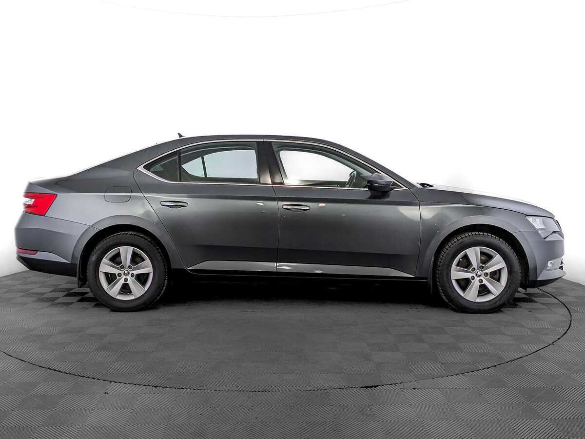 Шкода Суперб б/у, 2018, Роботизированная. Фото: #3