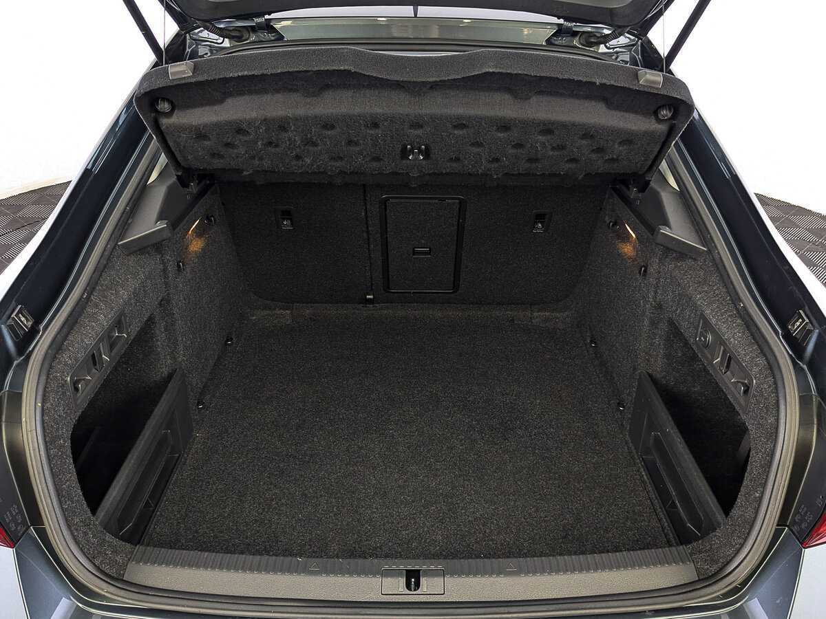 Шкода Суперб б/у, 2019, Роботизированная. Фото: #9