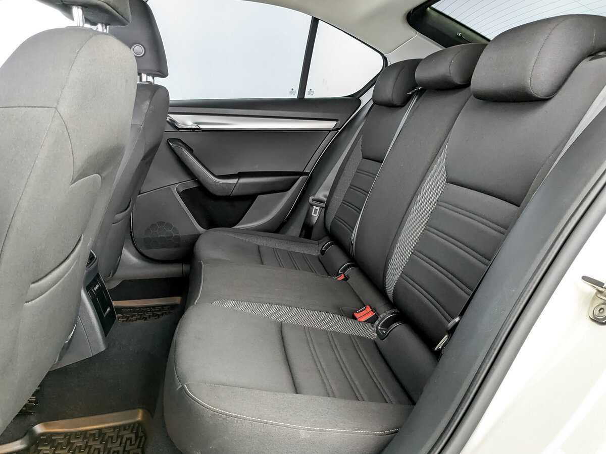 Шкода Октавия б/у, 2020, Роботизированная. Фото: #11