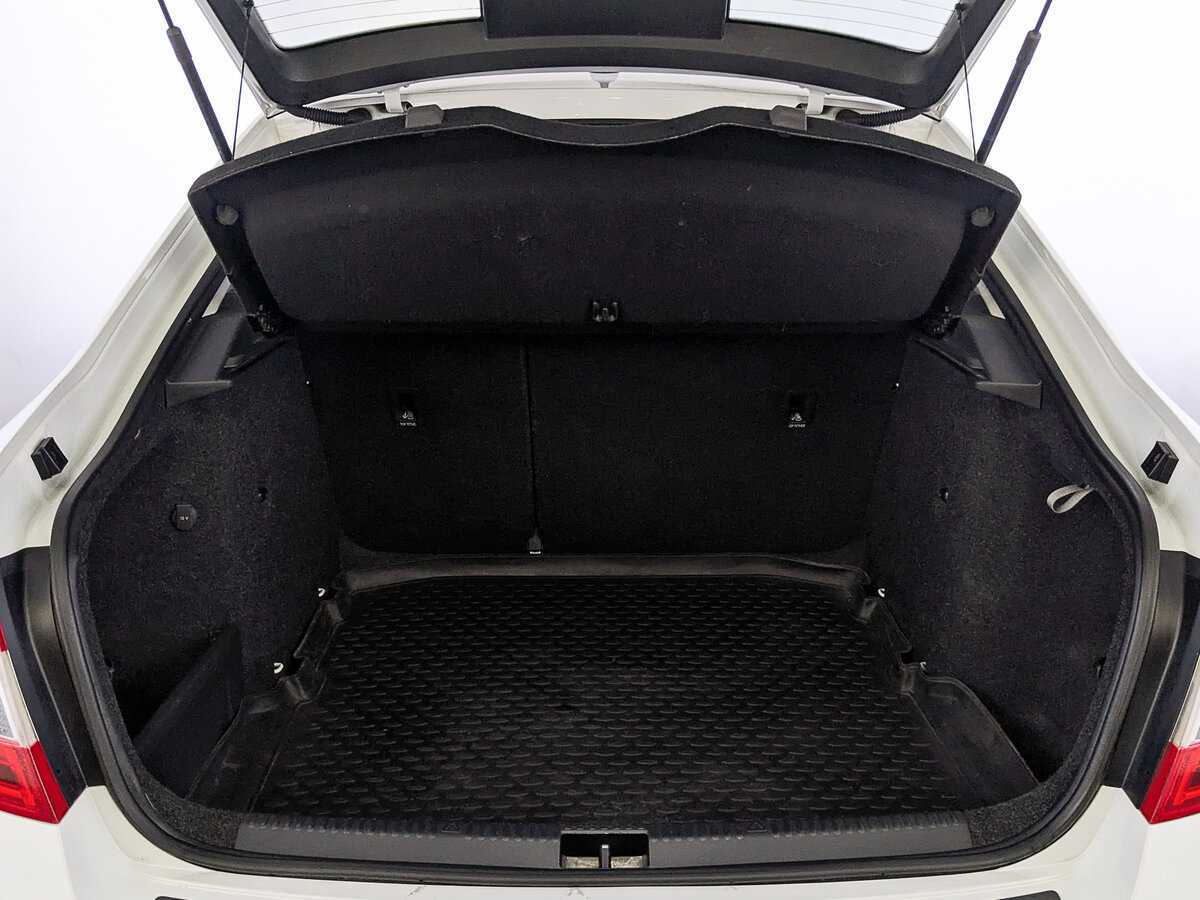 Шкода Октавия б/у, 2018, Роботизированная. Фото: #9