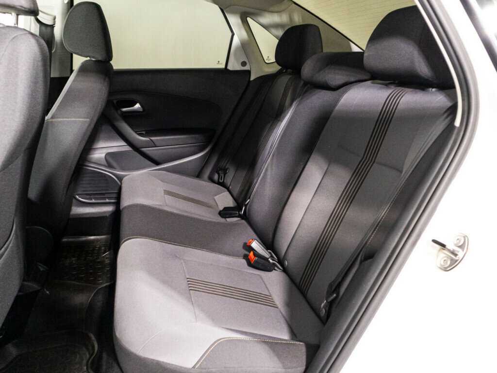 Фольксваген Поло б/у, 2016, Автоматическая. Фото: #9