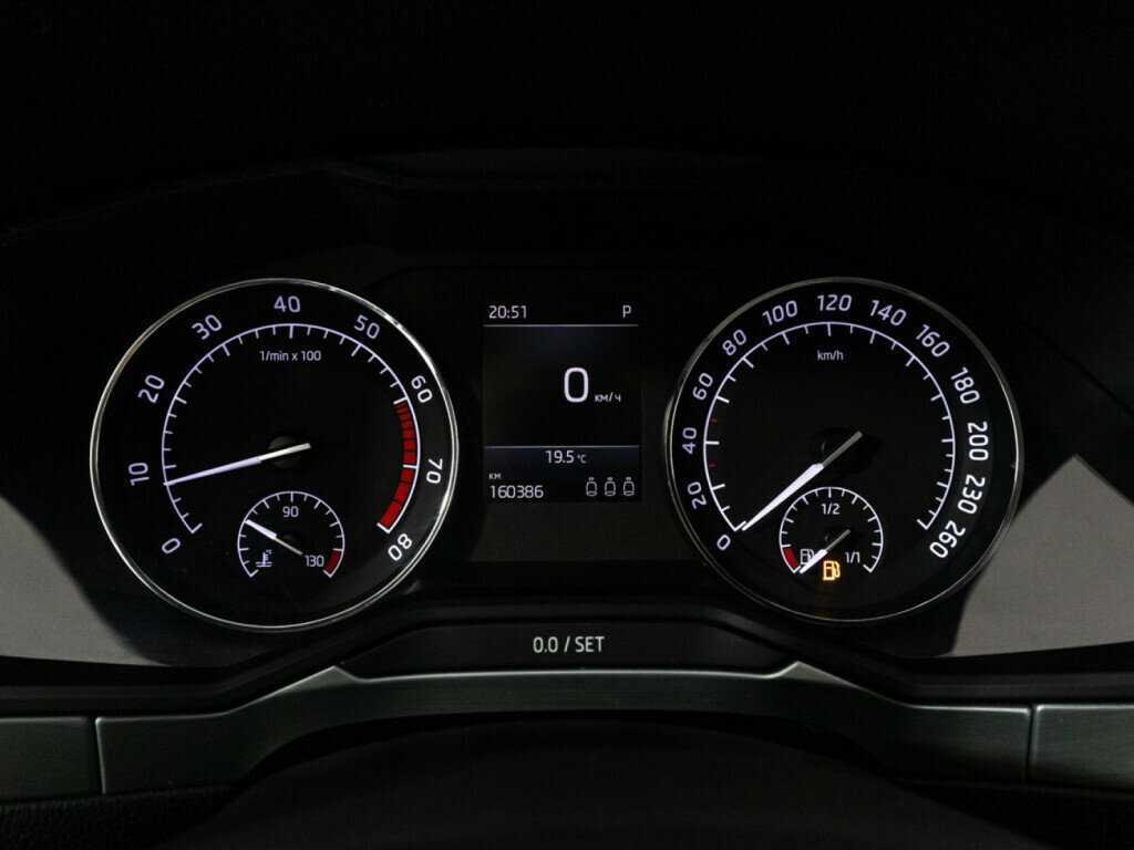 Шкода Суперб б/у, 2018, Роботизированная. Фото: #11