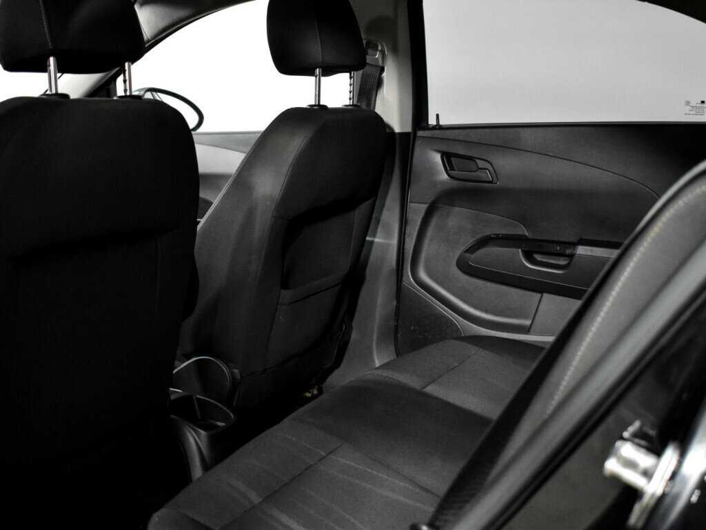 Шевроле Авео б/у, 2013, Автоматическая. Фото: #13