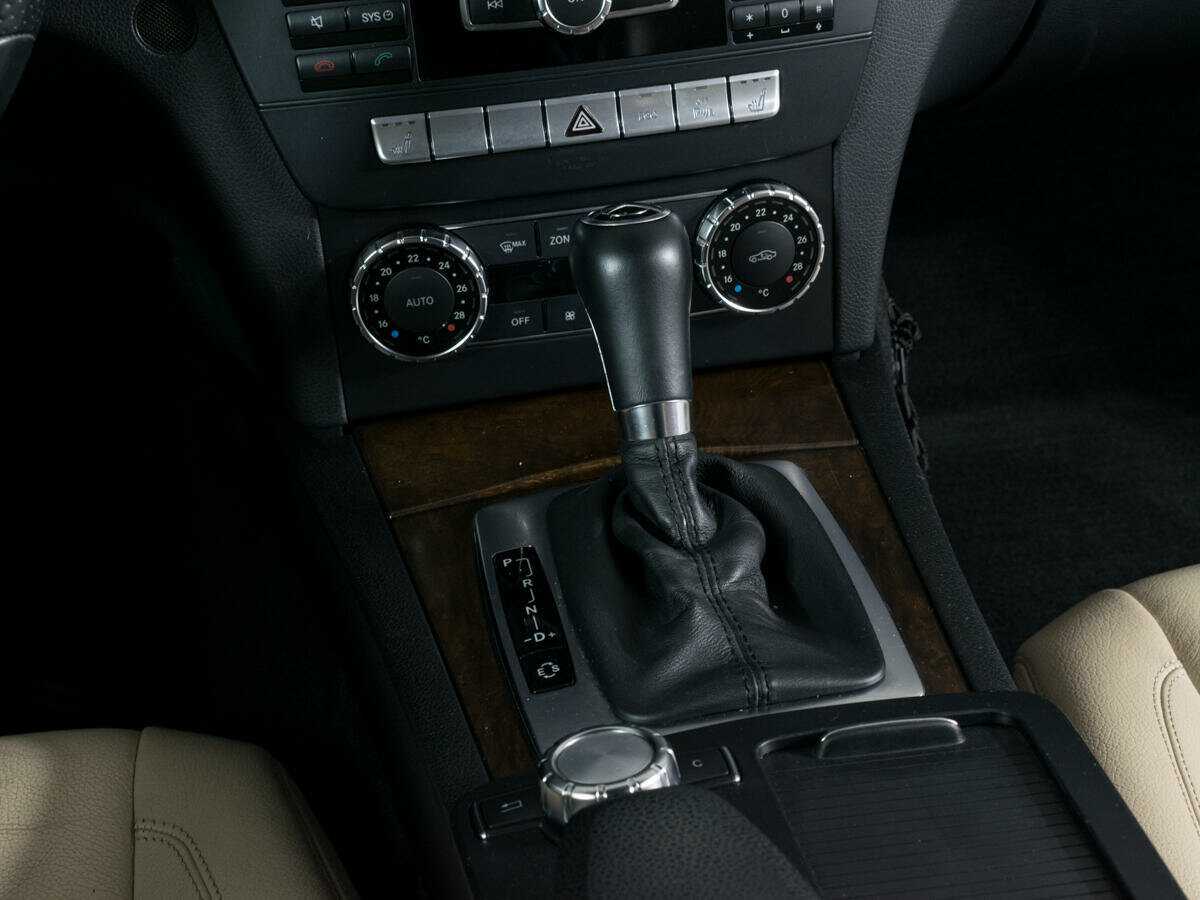 Мерседес-Бенц Ц-Класс б/у, 2012, Автоматическая. Фото: #13