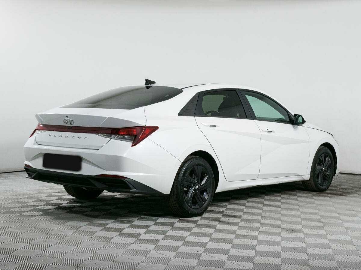 Хендай Елантра б/у, 2021, Автоматическая. Фото: #2