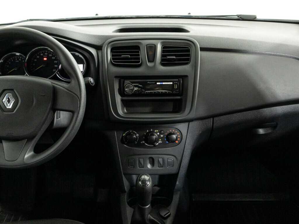 Рено Сандеро б/у, 2016, Механическая. Фото: #13