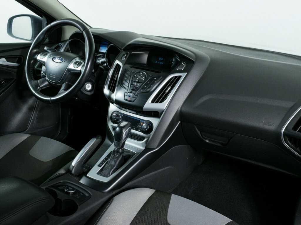 Форд Фокус б/у, 2012, Роботизированная. Фото: #7