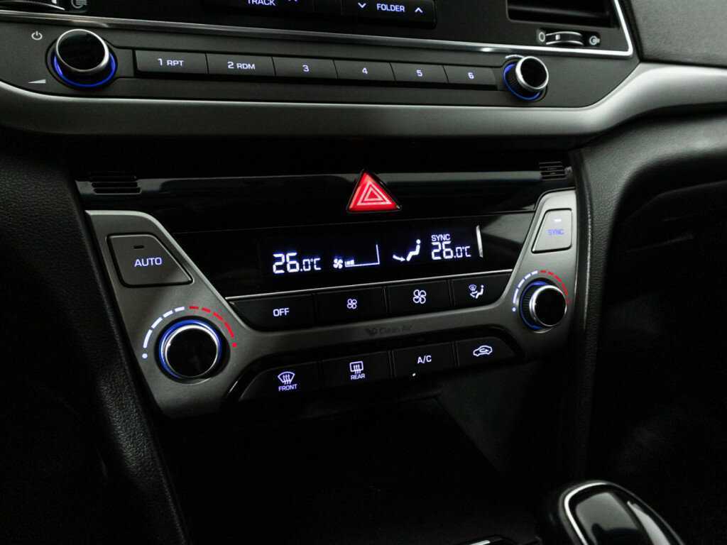 Хендай Елантра б/у, 2017, Автоматическая. Фото: #14