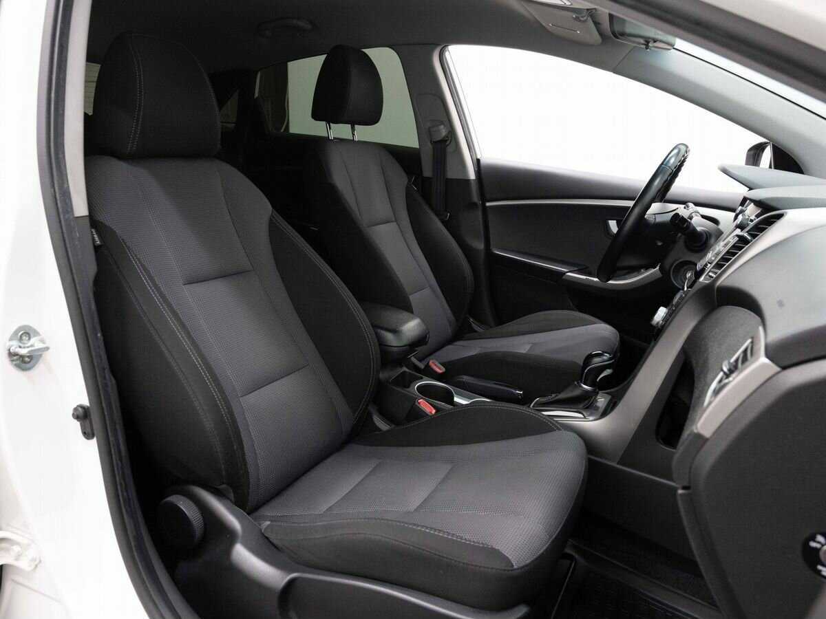 Хендай ай30 б/у, 2013, Автоматическая. Фото: #11