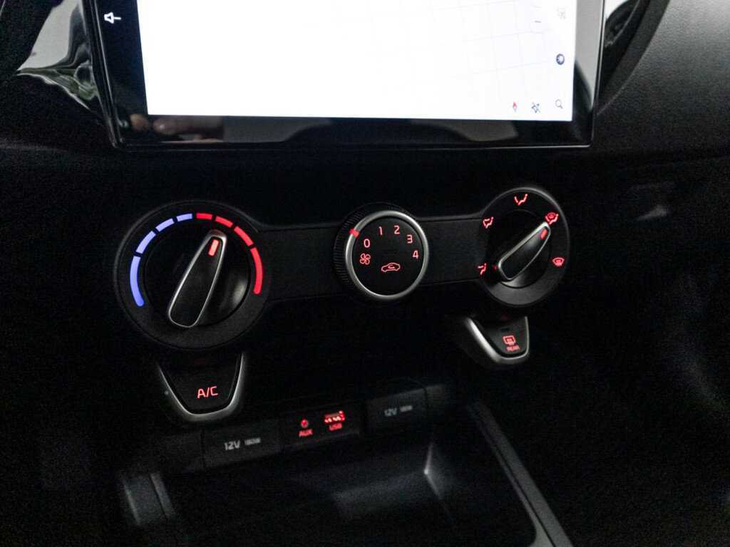 Киа Рио б/у, 2019, Автоматическая. Фото: #15