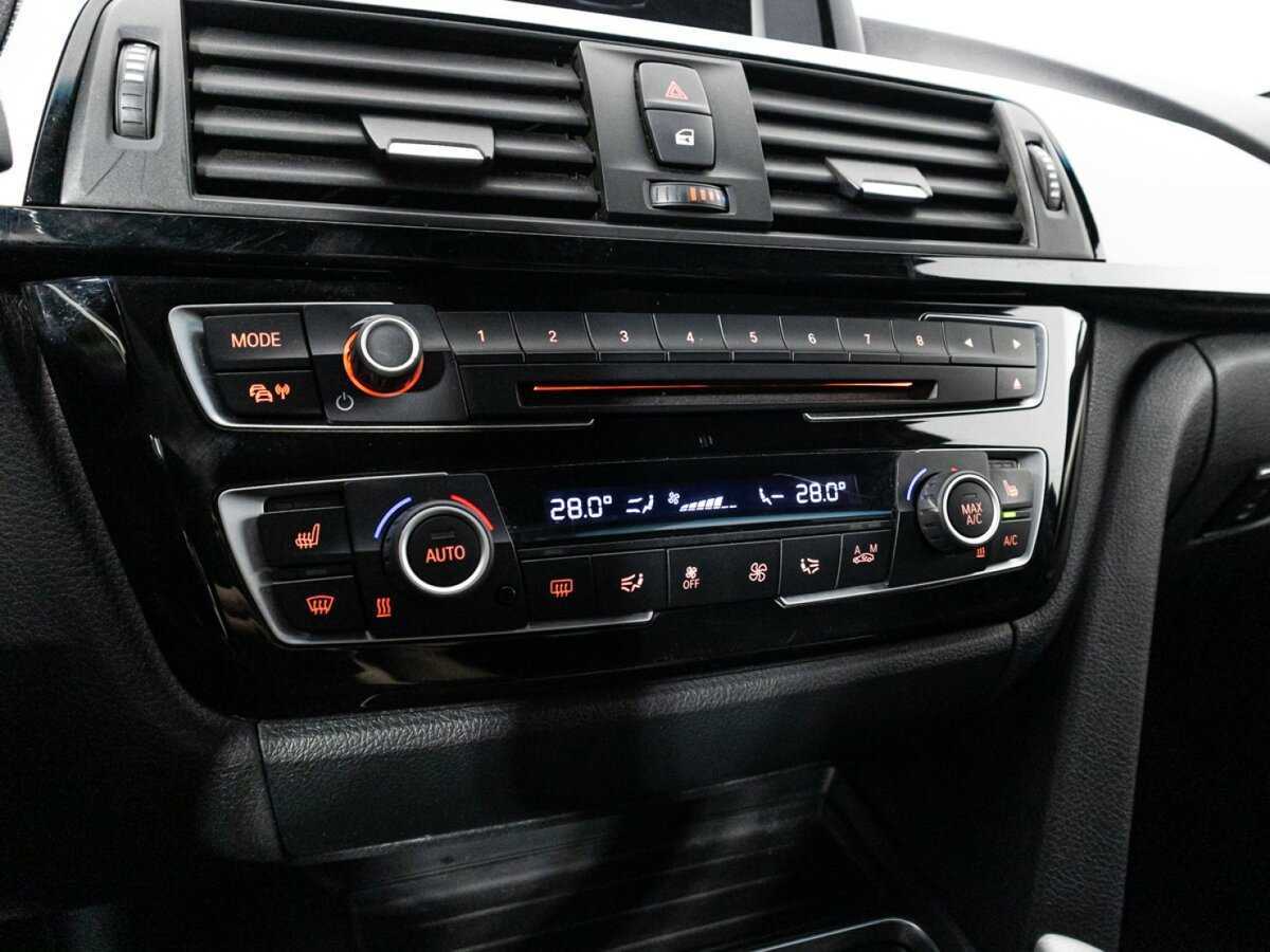 БМВ 3 серии б/у, 2016, Автоматическая. Фото: #16