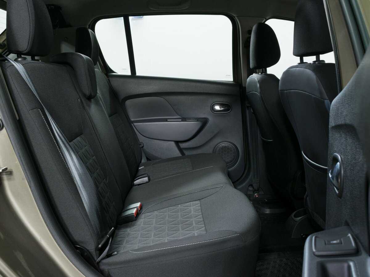 Рено Сандеро б/у, 2017, Механическая. Фото: #9