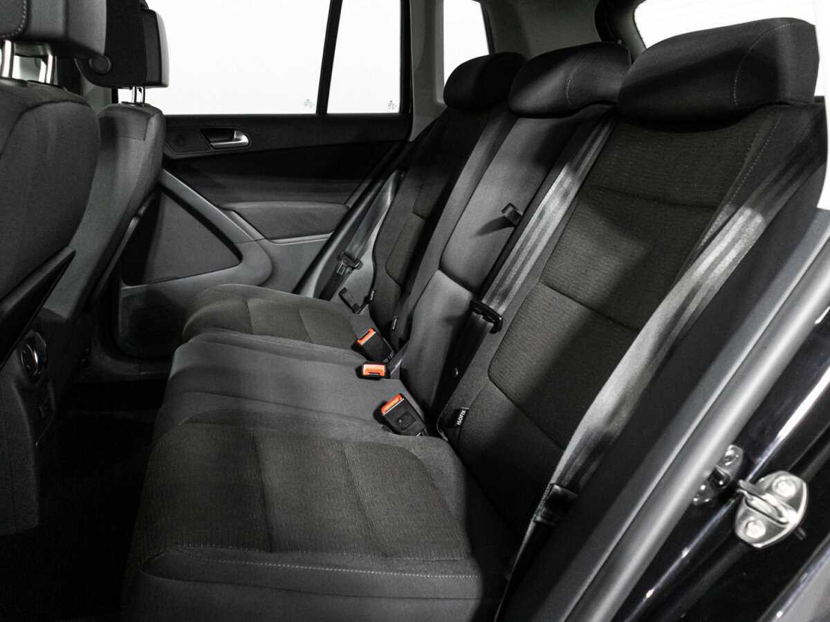 Фольксваген Тигуан б/у, 2015, Автоматическая. Фото: #9