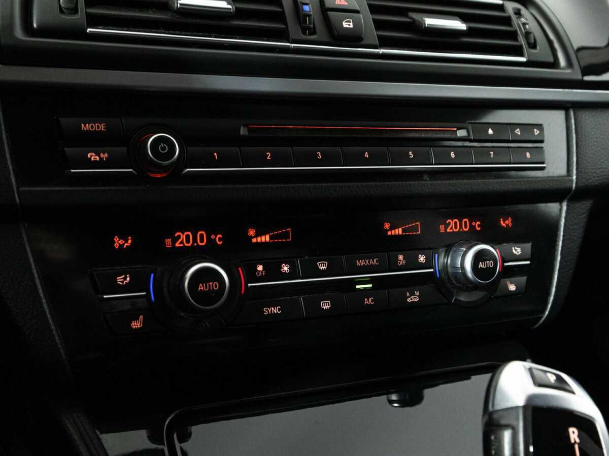 БМВ 5 серии б/у, 2014, Автоматическая. Фото: #19