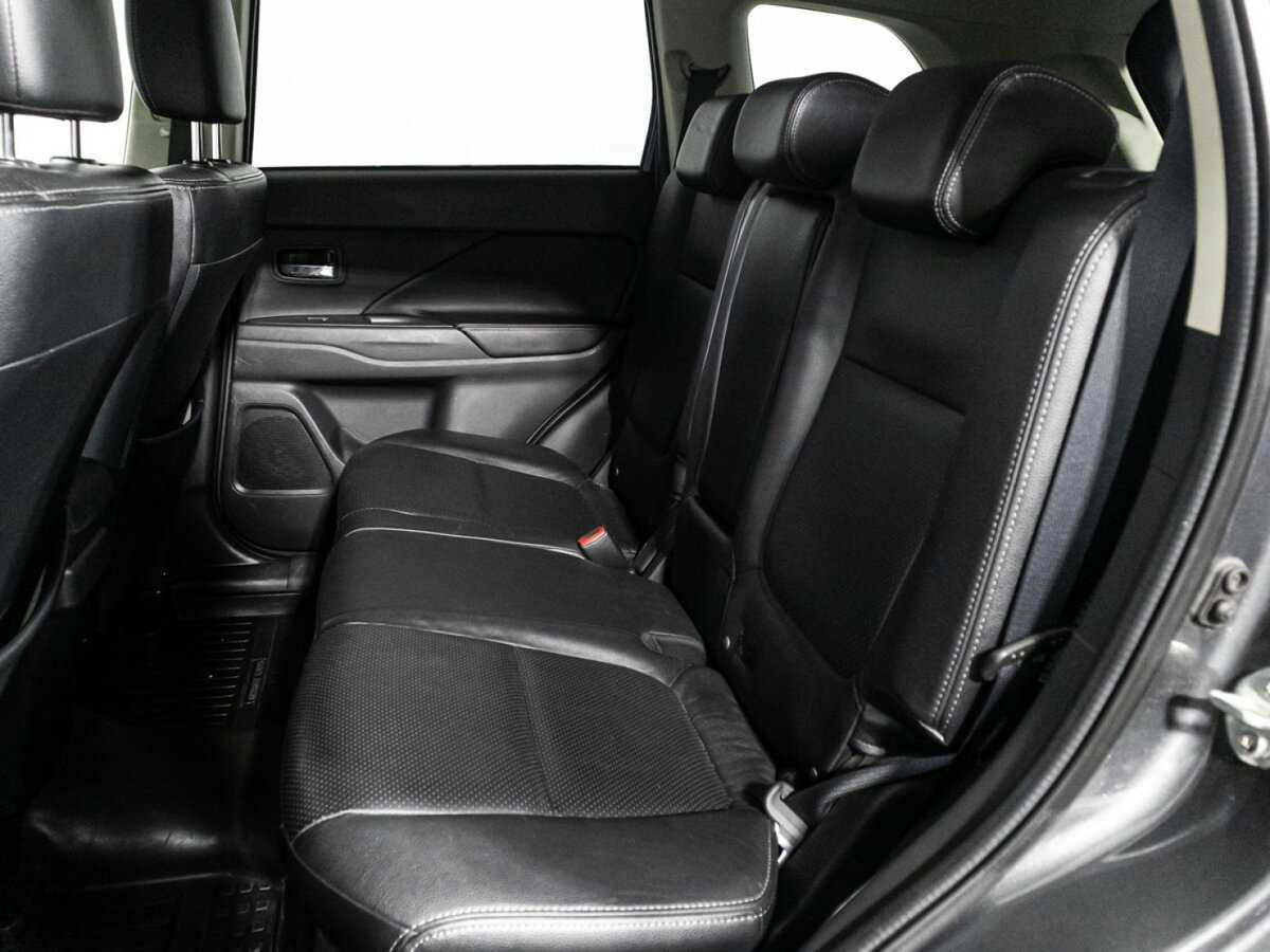 Митсубиши Оутлэндер б/у, 2015, Вариатор. Фото: #9