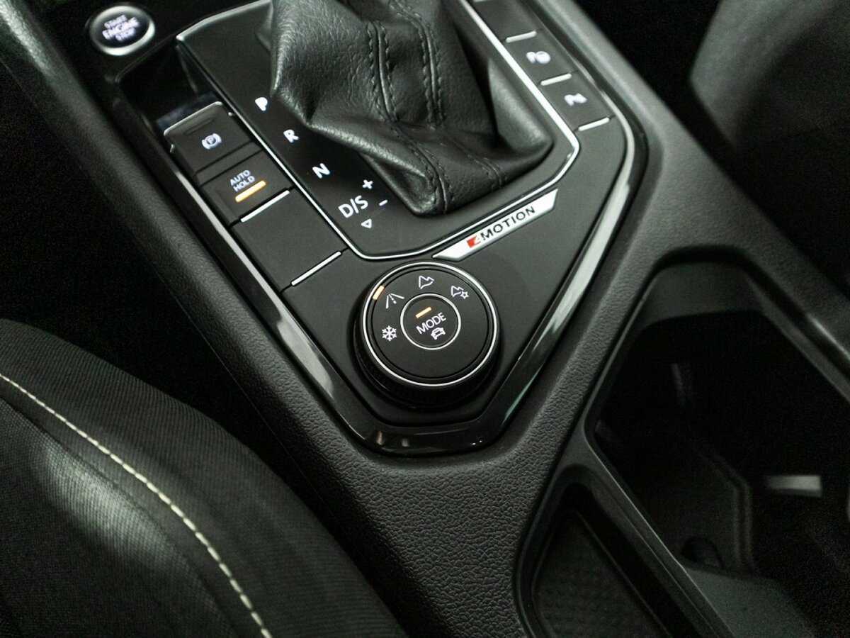 Фольксваген Тигуан б/у, 2018, Роботизированная. Фото: #17