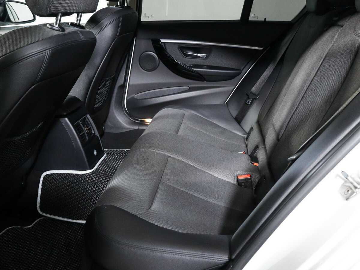 БМВ 3 серии б/у, 2016, Автоматическая. Фото: #9