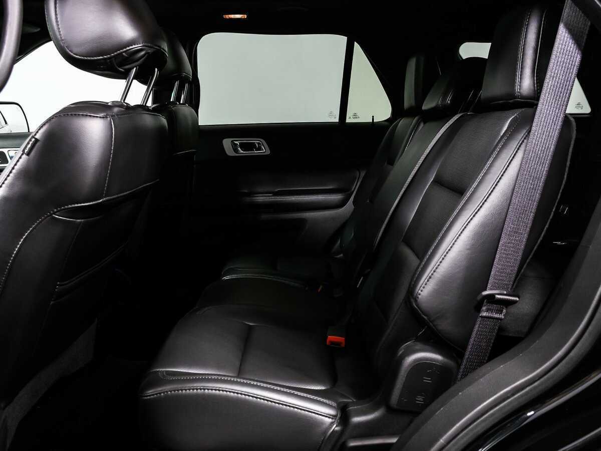 Форд Експлорер б/у, 2015, Автоматическая. Фото: #12