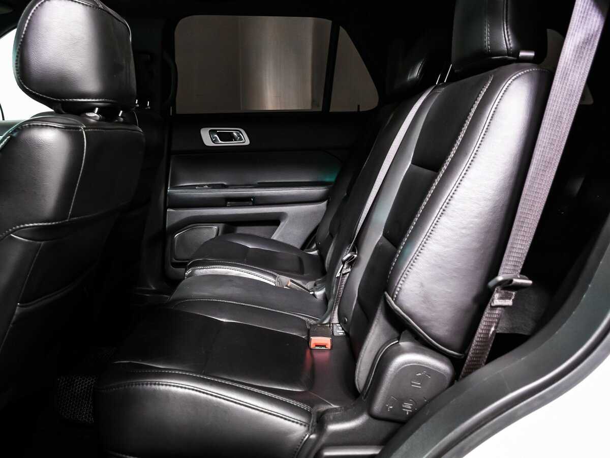 Форд Експлорер б/у, 2013, Автоматическая. Фото: #11