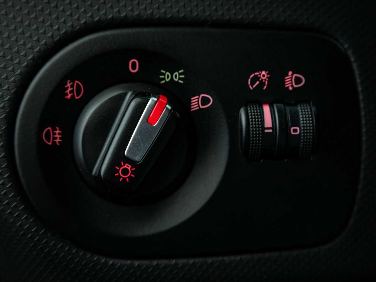 Сеат Леон б/у, 2012, Роботизированная. Фото: #15