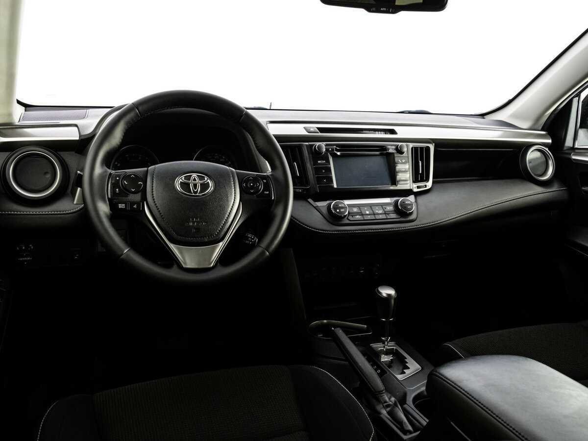 Тойота Рав4 б/у, 2015, Автоматическая. Фото: #8