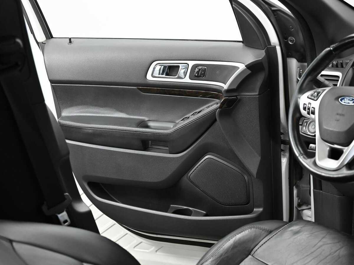 Форд Експлорер б/у, 2012, Автоматическая. Фото: #6