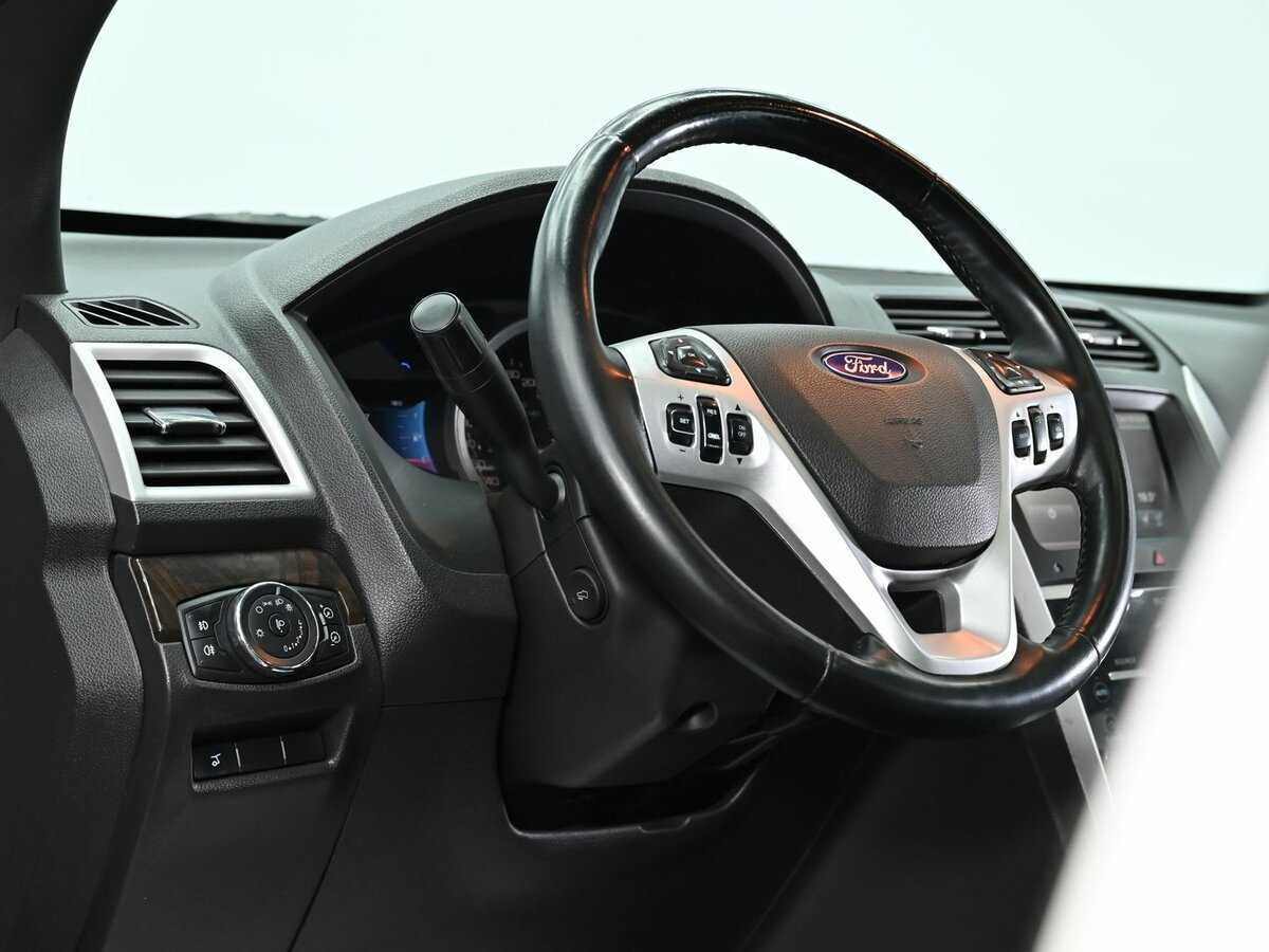 Форд Експлорер б/у, 2012, Автоматическая. Фото: #8