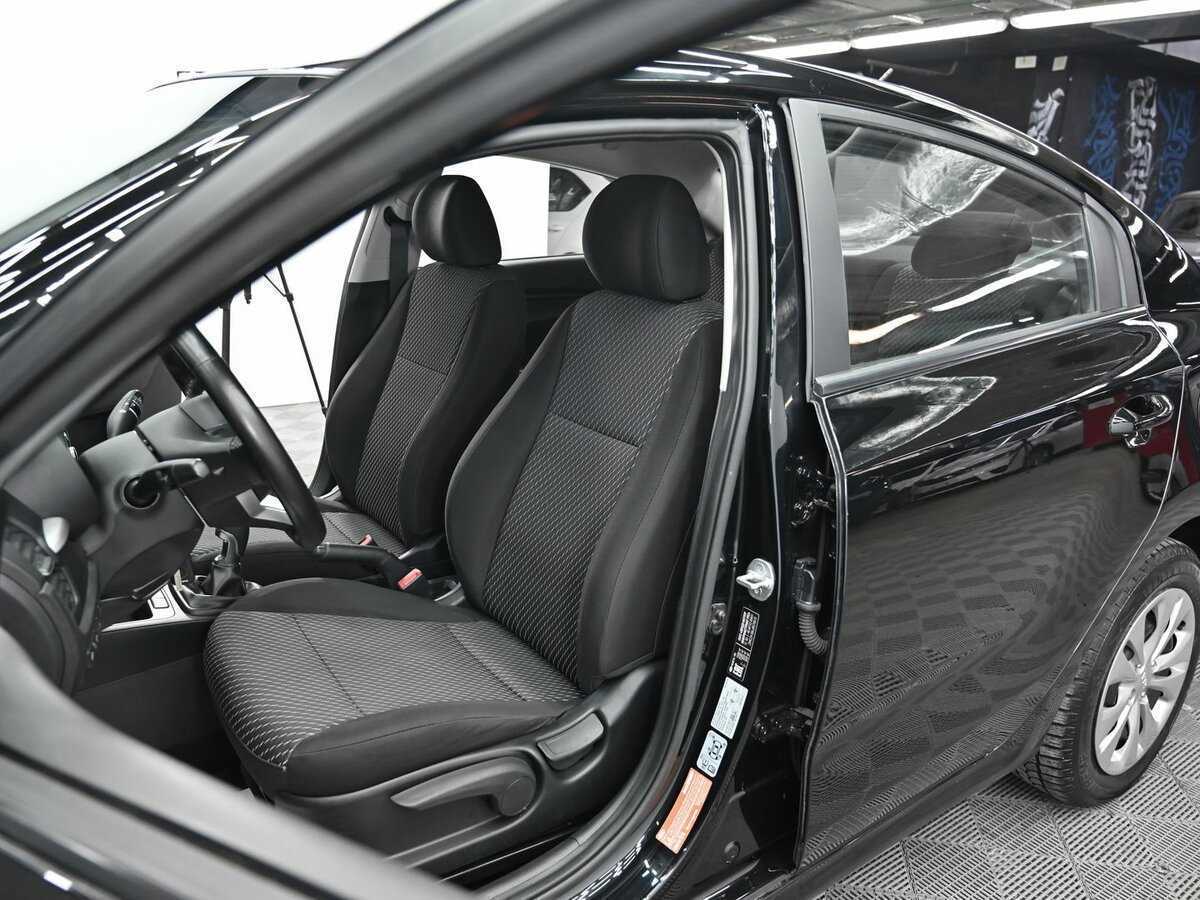 Киа Рио б/у, 2018, Механическая. Фото: #4