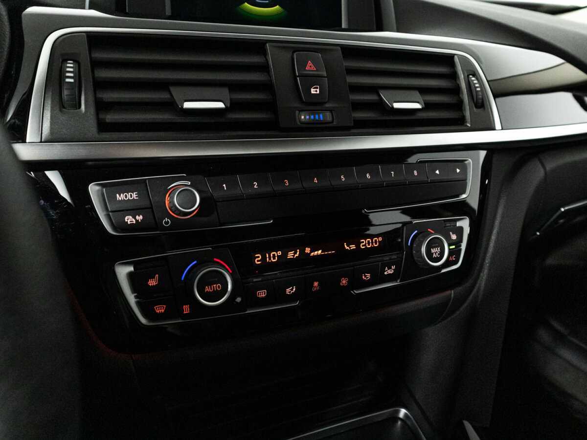 БМВ 3 серии б/у, 2018, Автоматическая. Фото: #16