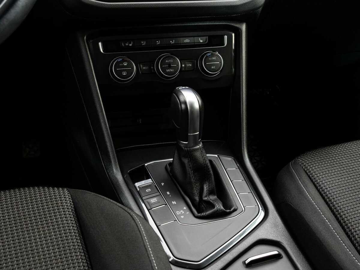 Фольксваген Тигуан б/у, 2017, Роботизированная. Фото: #10