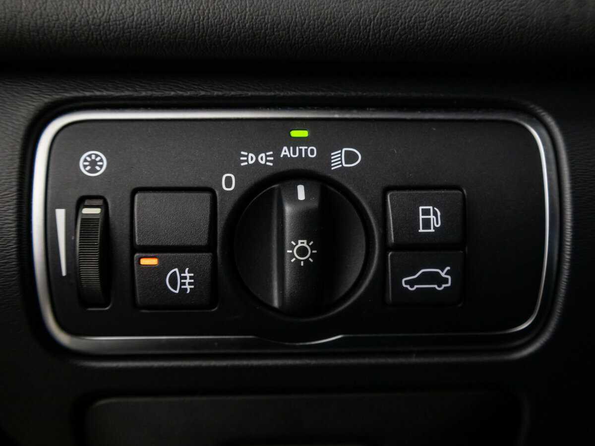 Вольво ИксЦ60 б/у, 2014, Автоматическая. Фото: #20