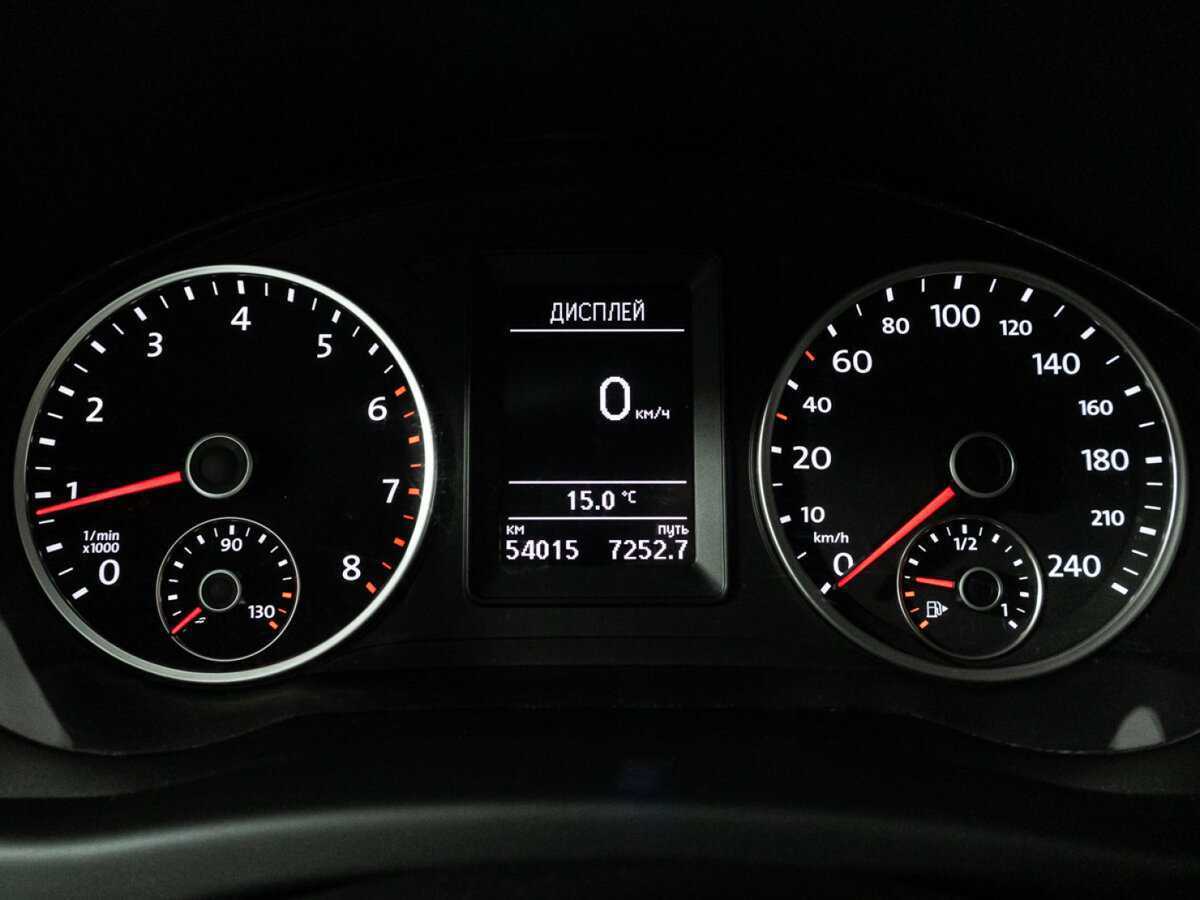 Фольксваген Тигуан б/у, 2015, Автоматическая. Фото: #11