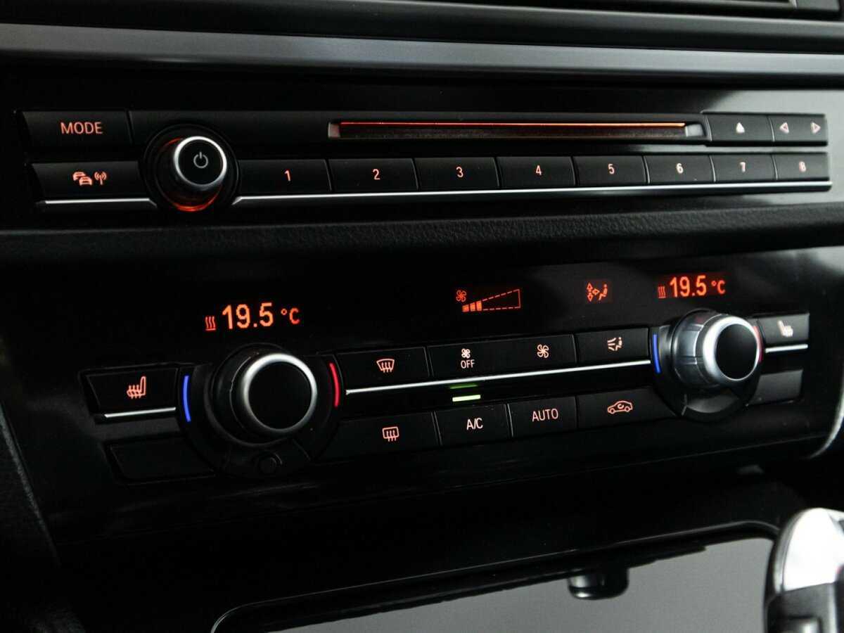 БМВ 5 серии б/у, 2014, Автоматическая. Фото: #18