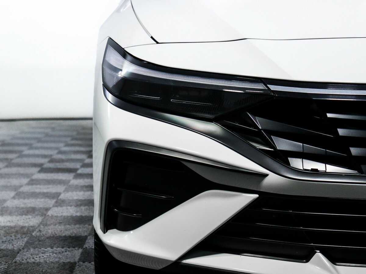 Хендай Елантра б/у, 2023, Вариатор. Фото: #17