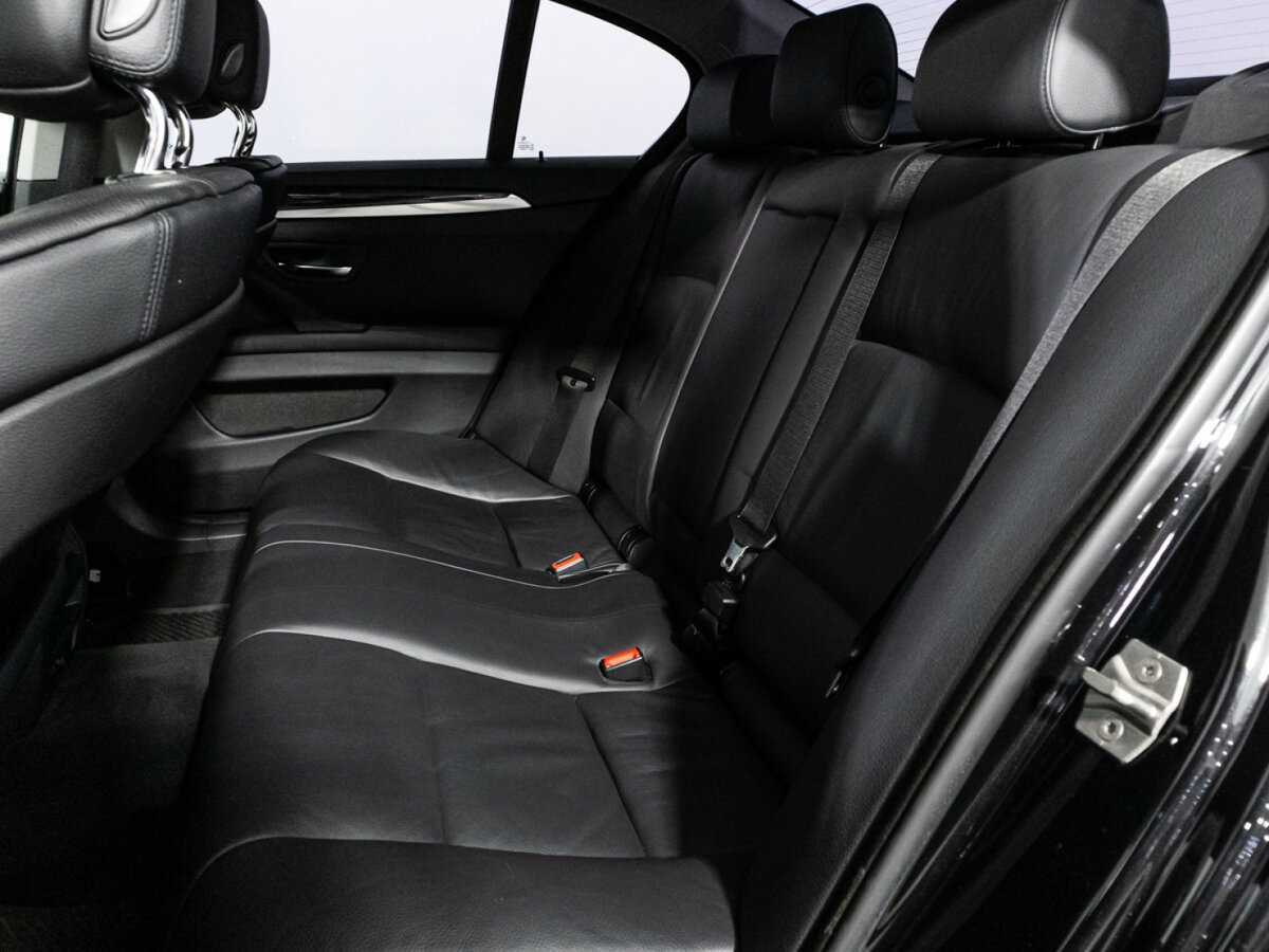 БМВ 5 серии б/у, 2012, Автоматическая. Фото: #9