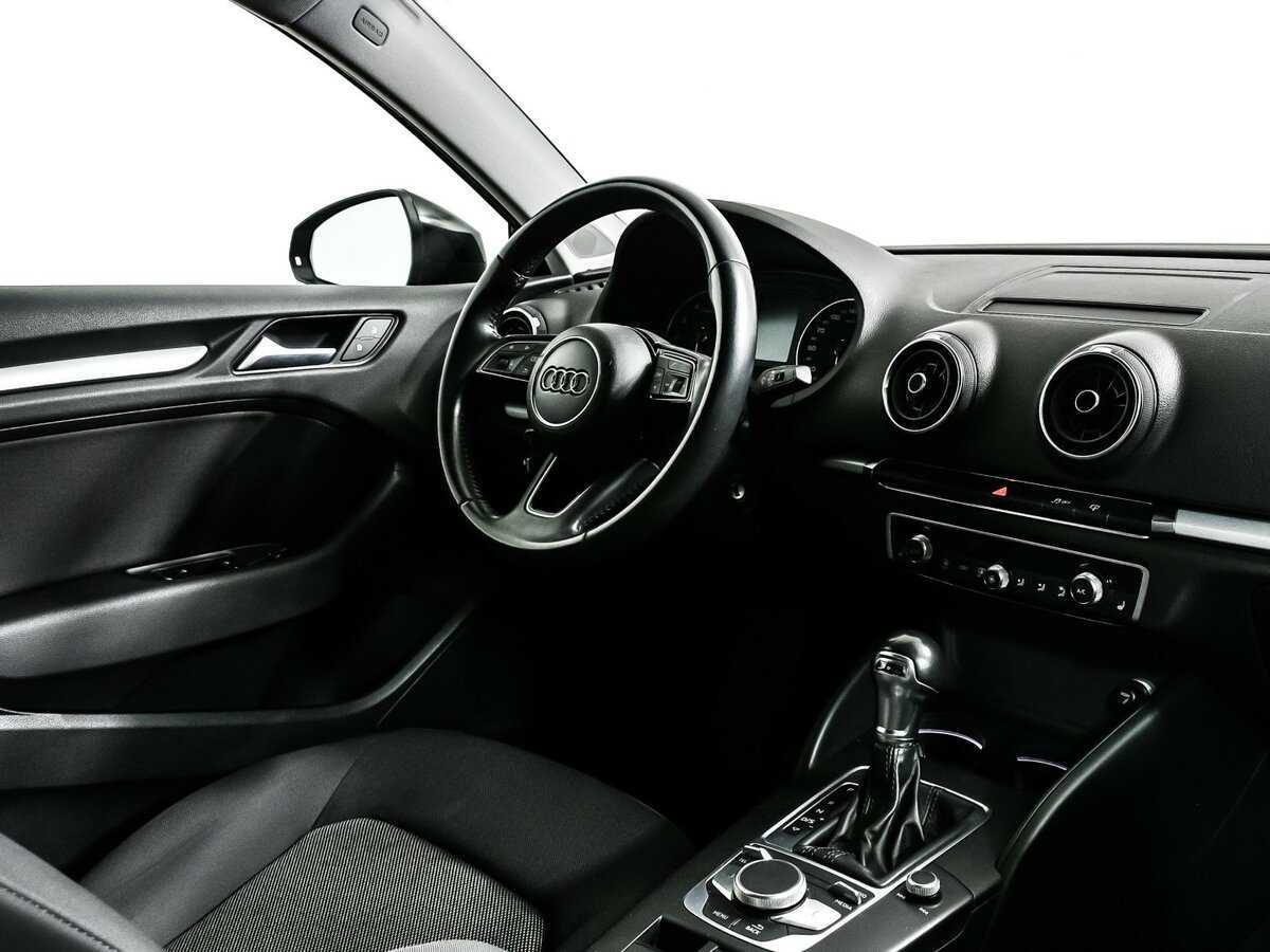 Ауди А3 б/у, 2017, Роботизированная. Фото: #8