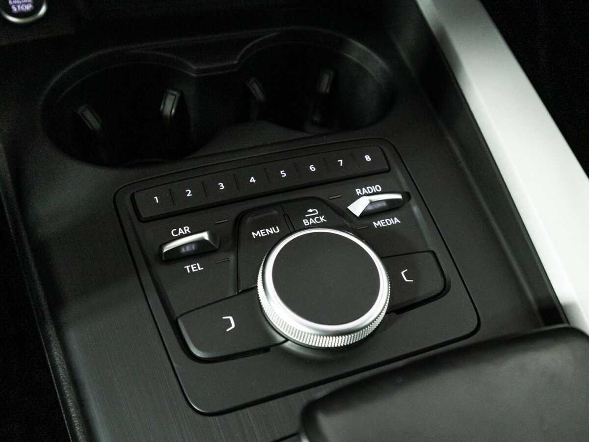 Ауди А4 б/у, 2018, Роботизированная. Фото: #16