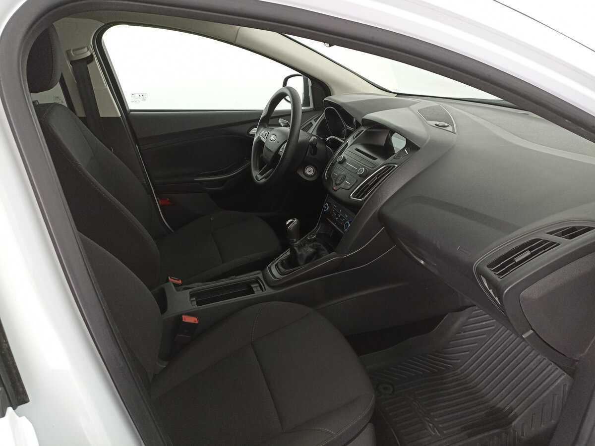 Форд Фокус б/у, 2018, Механическая. Фото: #9