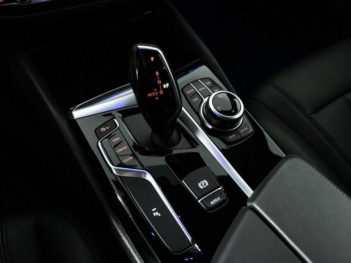 БМВ 5 серии б/у, 2017, Автоматическая. Фото: #19