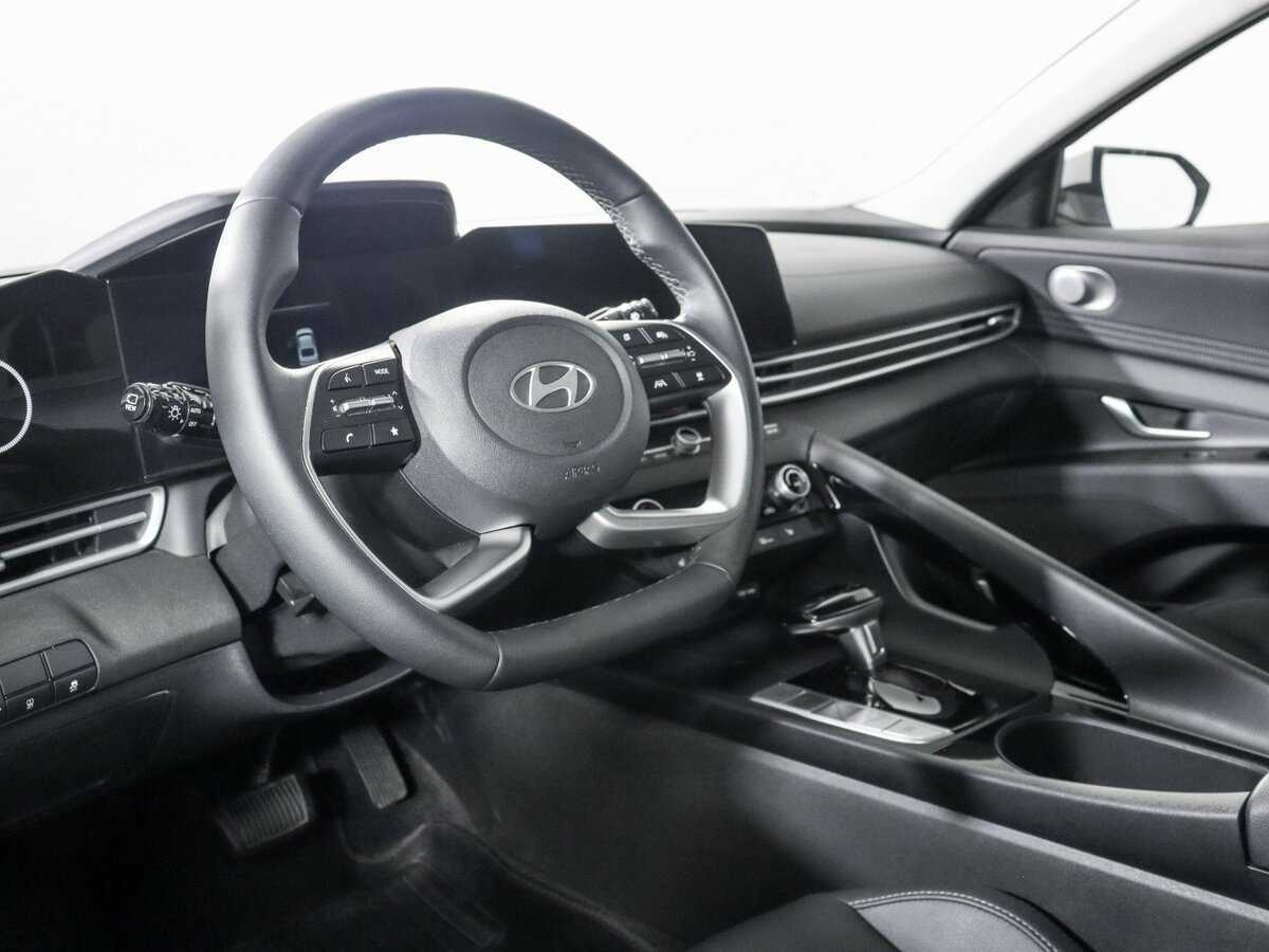 Хендай Елантра б/у, 2023, Вариатор. Фото: #10