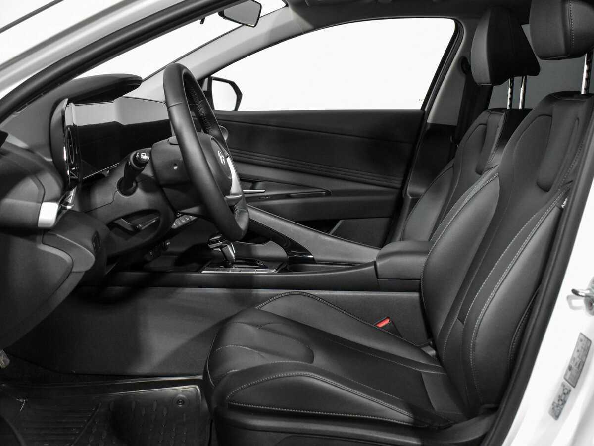 Хендай Елантра б/у, 2023, Вариатор. Фото: #11