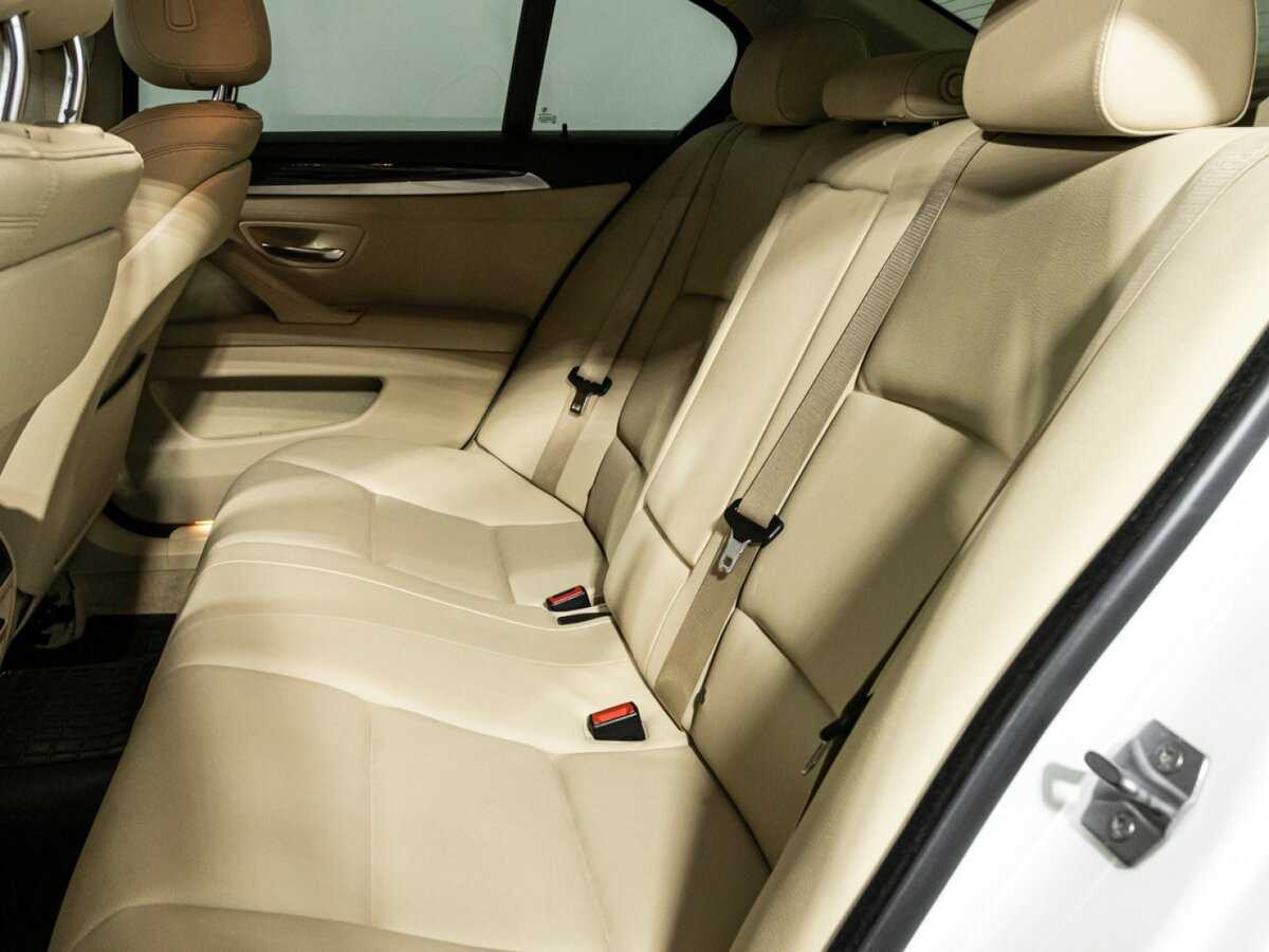 БМВ 5 серии б/у, 2014, Автоматическая. Фото: #9