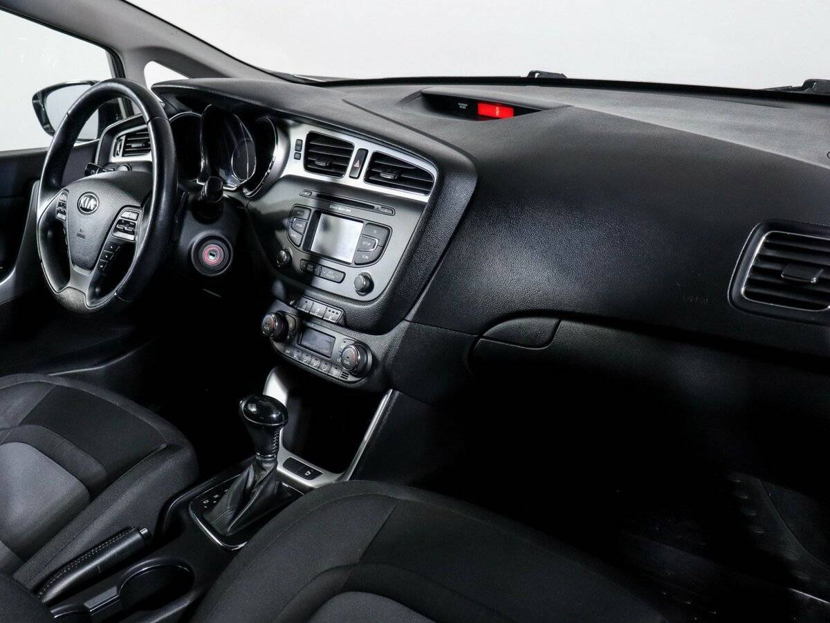 Киа Сид б/у, 2014, Автоматическая. Фото: #3