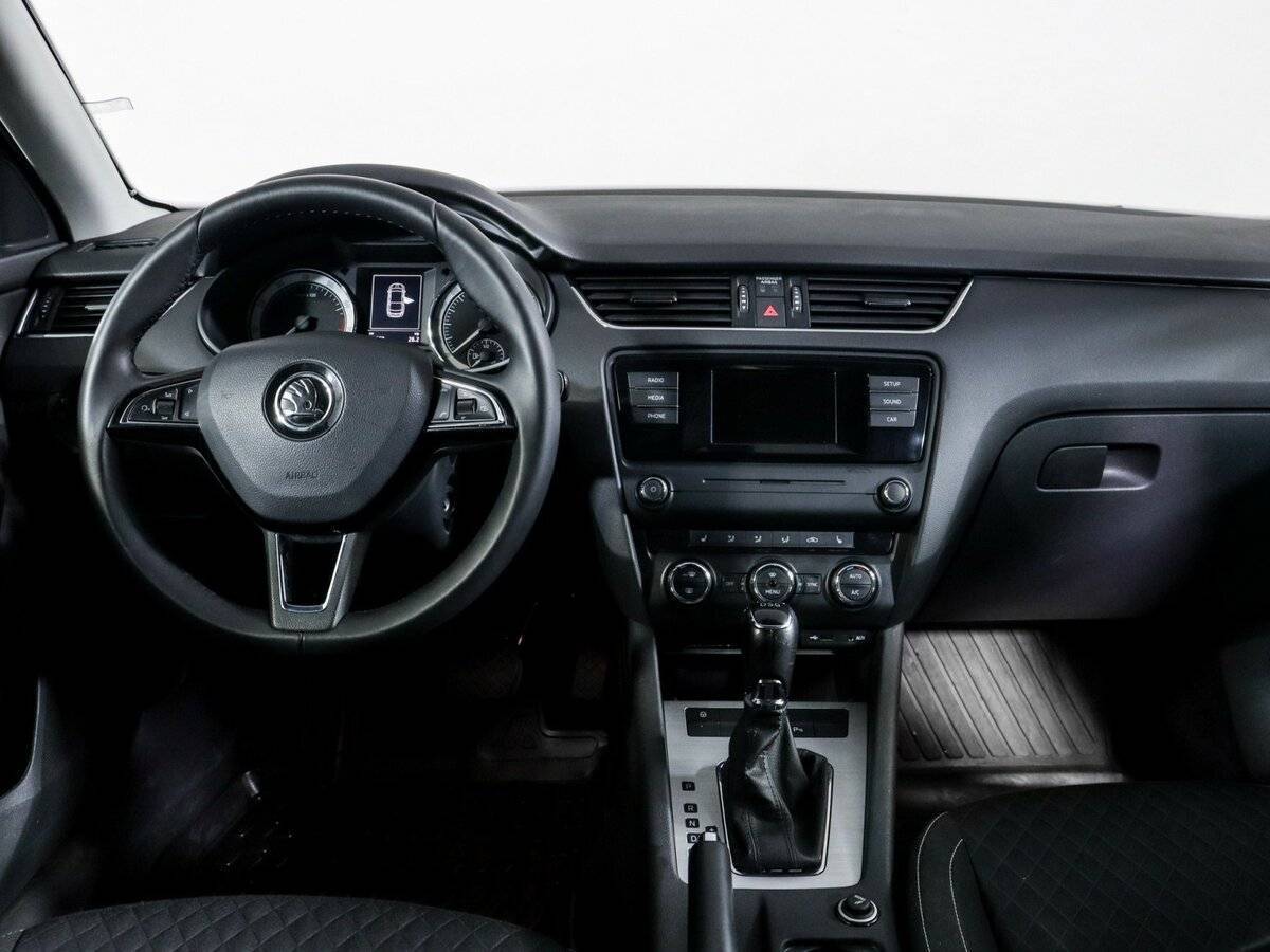 Шкода Октавия б/у, 2016, Роботизированная. Фото: #7