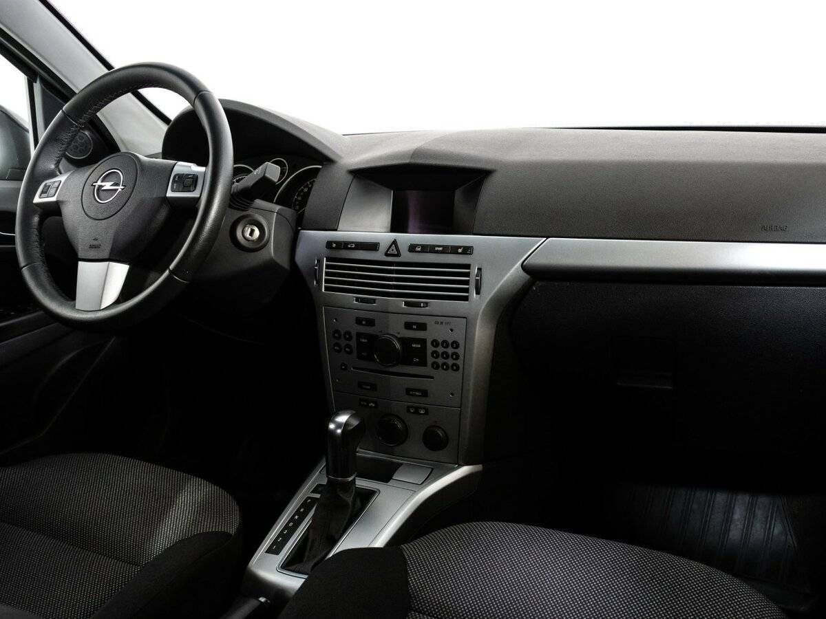 Опель Астра б/у, 2014, Автоматическая. Фото: #8